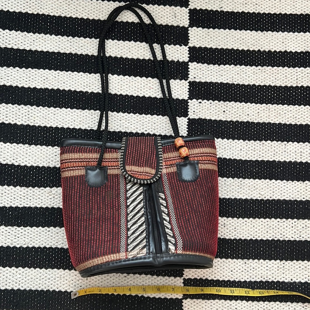 Hand Woven bag. Very Cute. New